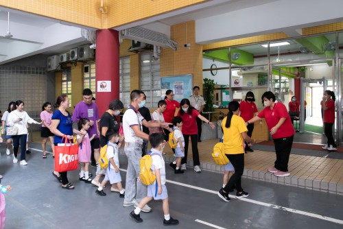 幼稚園開學日